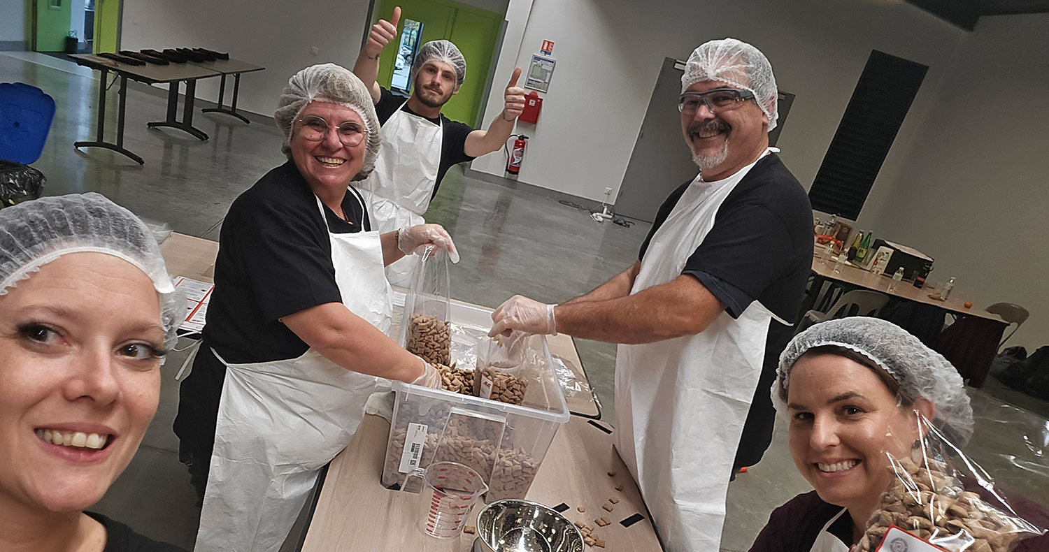  Group of employees at France Feed the Body, Feed the Soul event 2025